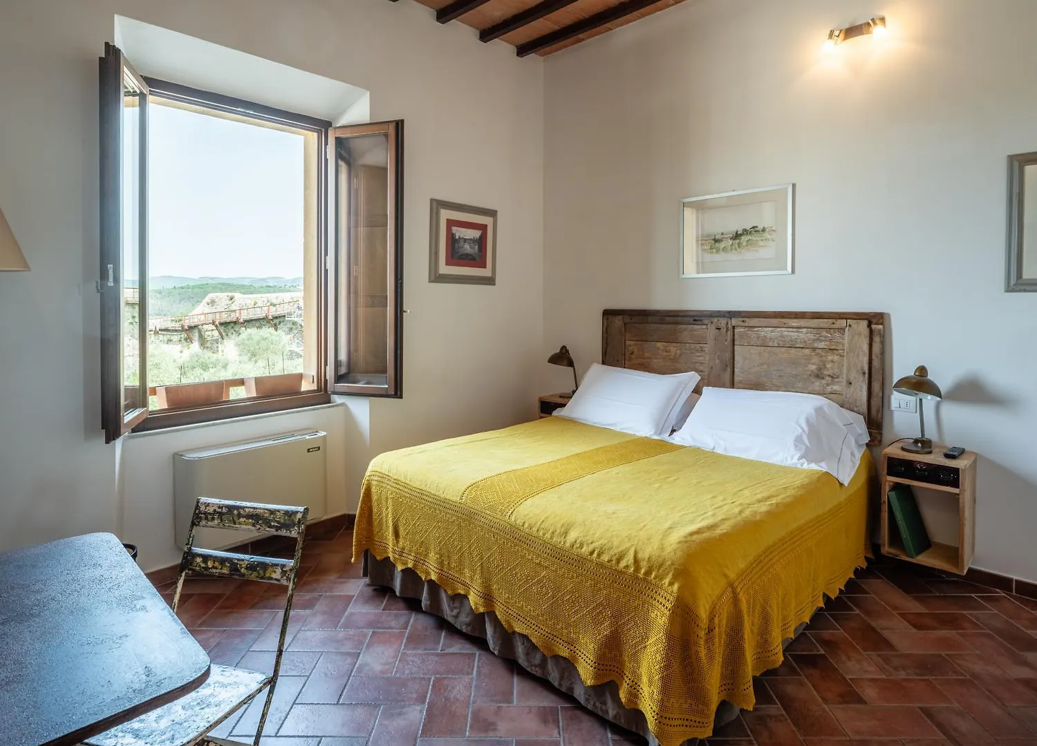 Rooms And Wine Al Castello Monteriggioni 0*,