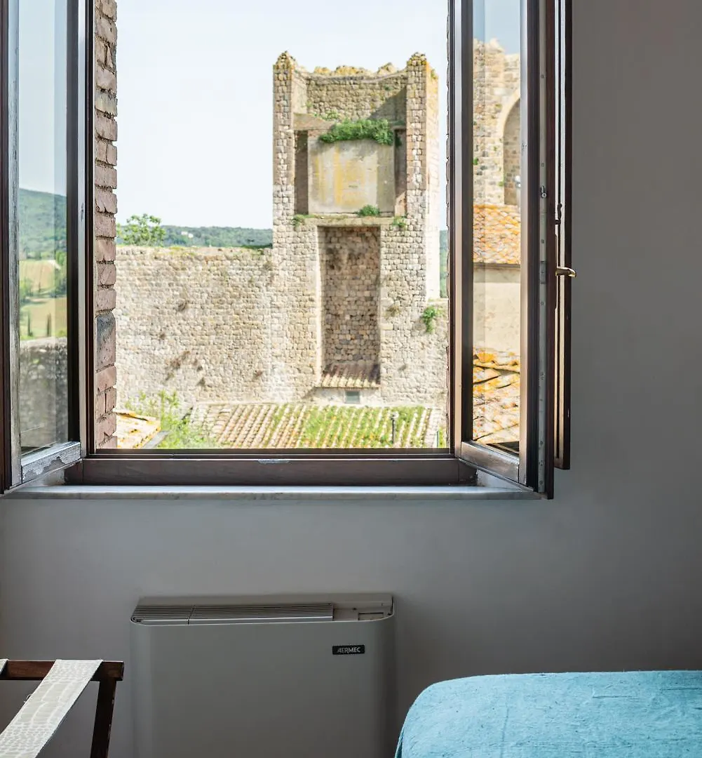 Rooms And Wine Al Castello Monteriggioni